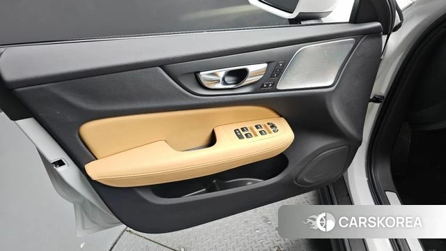 Volvo V60 Cross-Country 2nd Generation id 4607372 из Кореи 16