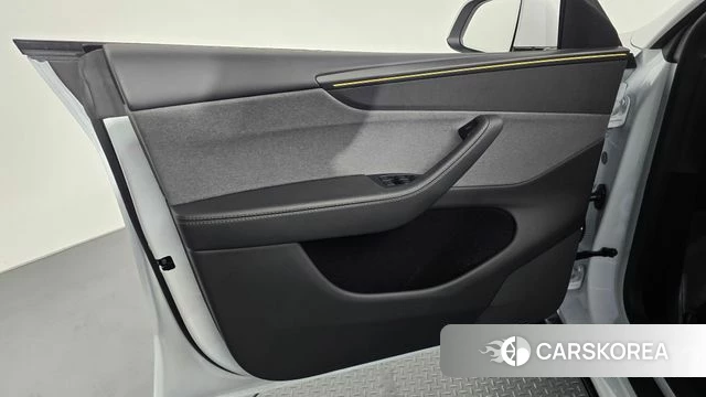 Tesla Model Y id 4487637 из Кореи 16