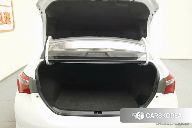 Toyota Corolla id 4210725 из Китая 16