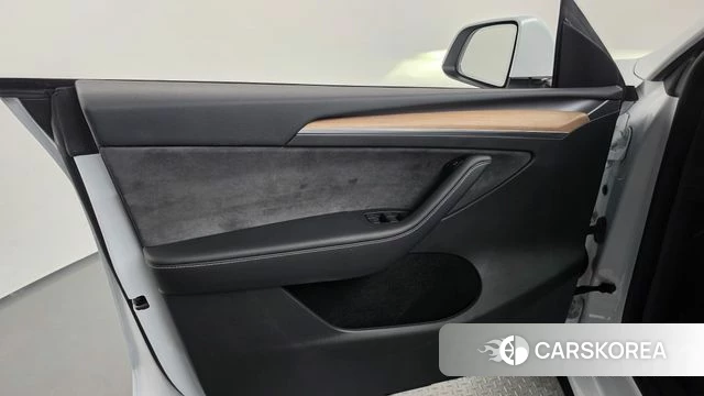 Tesla Model Y id 4744566 из Кореи 16