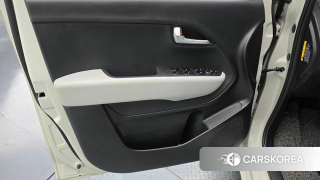 Kia The New Kia Ray id 4500016 из Кореи 16