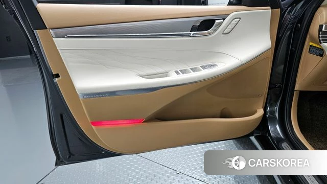 Hyundai The New Grandeur IG Hybrid id 4350932 из Кореи 16
