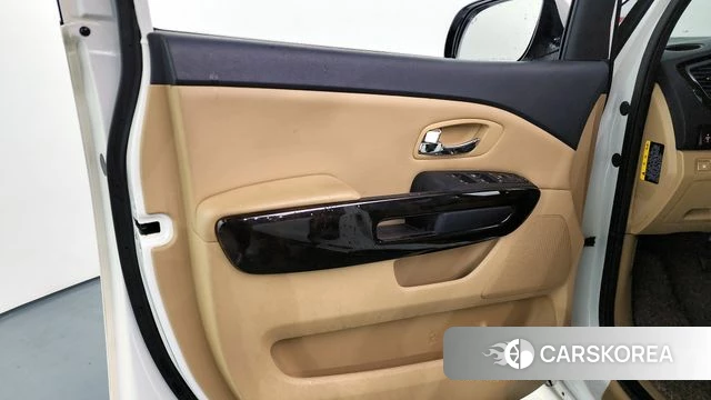 Kia The New Carnival id 4304922 из Кореи 16