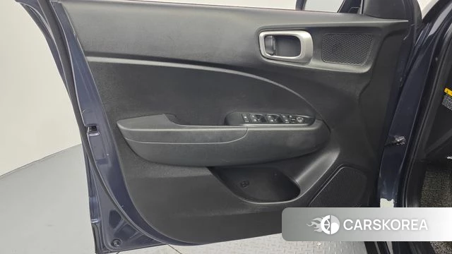 Hyundai Venue id 4416813 из Кореи 16