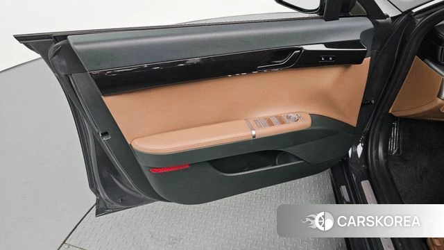 Hyundai Grandeur (GN7) id 4549545 из Кореи 16