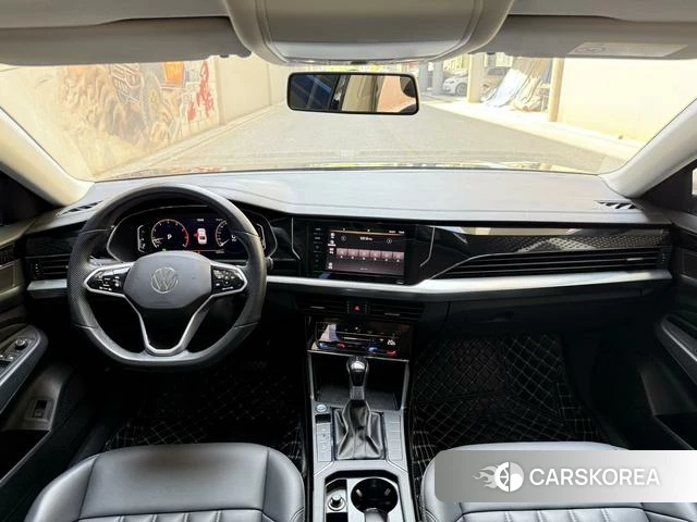 Volkswagen Passat id 4273630 из Китая 16