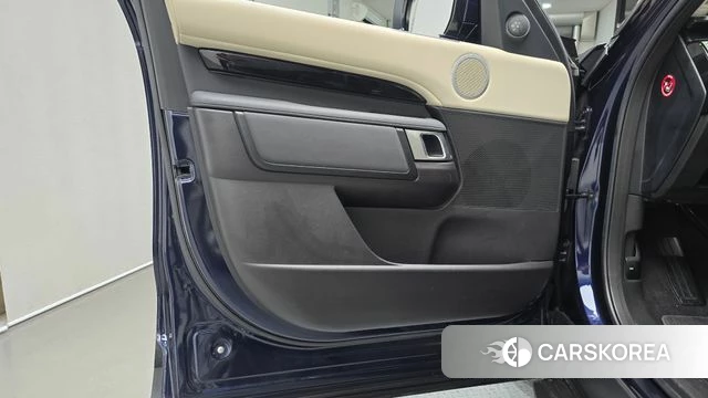 Land Rover Discovery 5 id 4760345 из Кореи 16