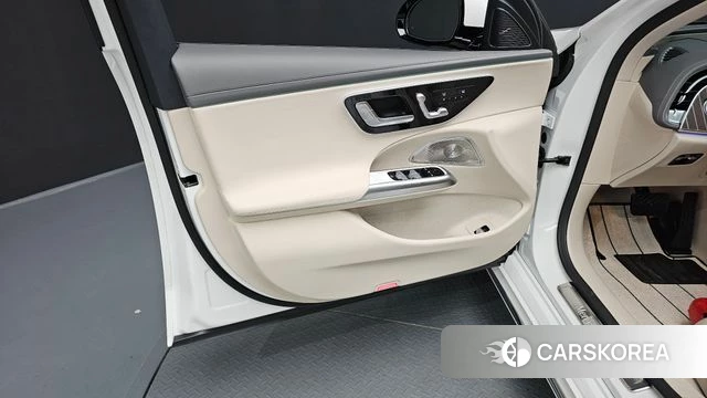 Mercedes-Benz E-Class W214 id 4499216 из Кореи 16