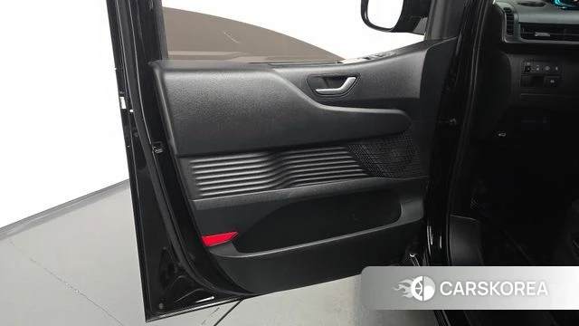Hyundai Staria id 4505735 из Кореи 16