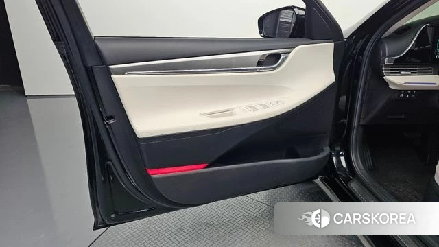 Hyundai The New Grandeur IG Hybrid id 4768738 из Кореи 16