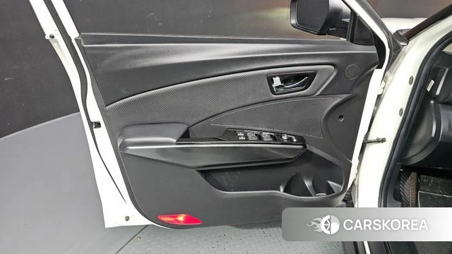 Ssangyong Tivoli Air id 4608888 из Кореи 16