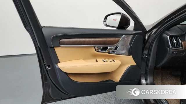 Volvo S90 id 4323712 из Кореи 16