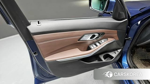 BMW 3 Series (G20) id 4330203 из Кореи 16