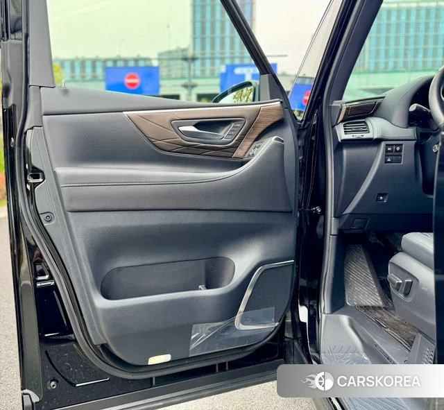 Toyota Wilfa id 4236531 из Китая 16