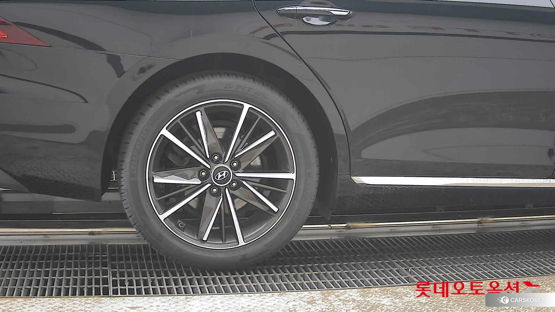 Hyundai Grandeur id 3869303 из Кореи 16