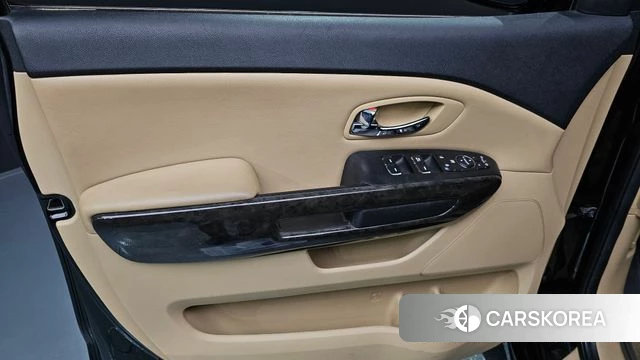 Kia The New Carnival id 4482646 из Кореи 16