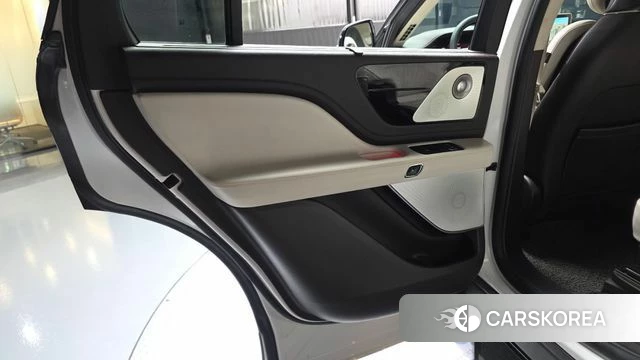 Lincoln Aviator 2nd generation id 4625726 из Кореи 16