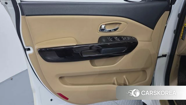 Kia The New Carnival id 4849720 из Кореи 16