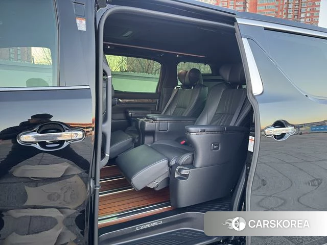 Toyota Elfa id 4257538 из Китая 16