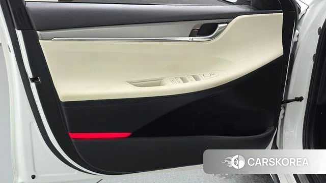 Hyundai The New Grandeur IG Hybrid id 4676565 из Кореи 16