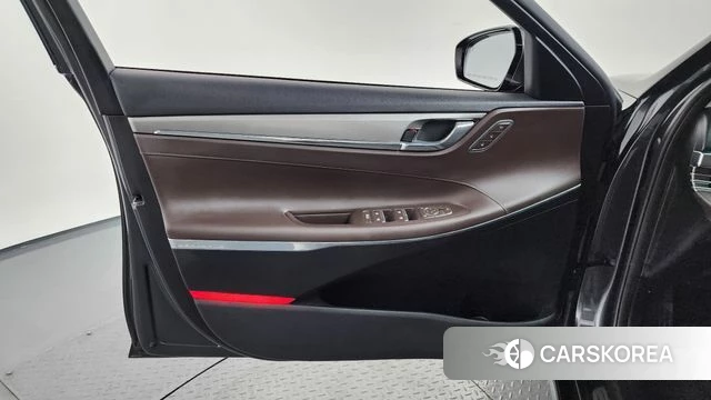 Hyundai The New Grandeur IG Hybrid id 4670755 из Кореи 16