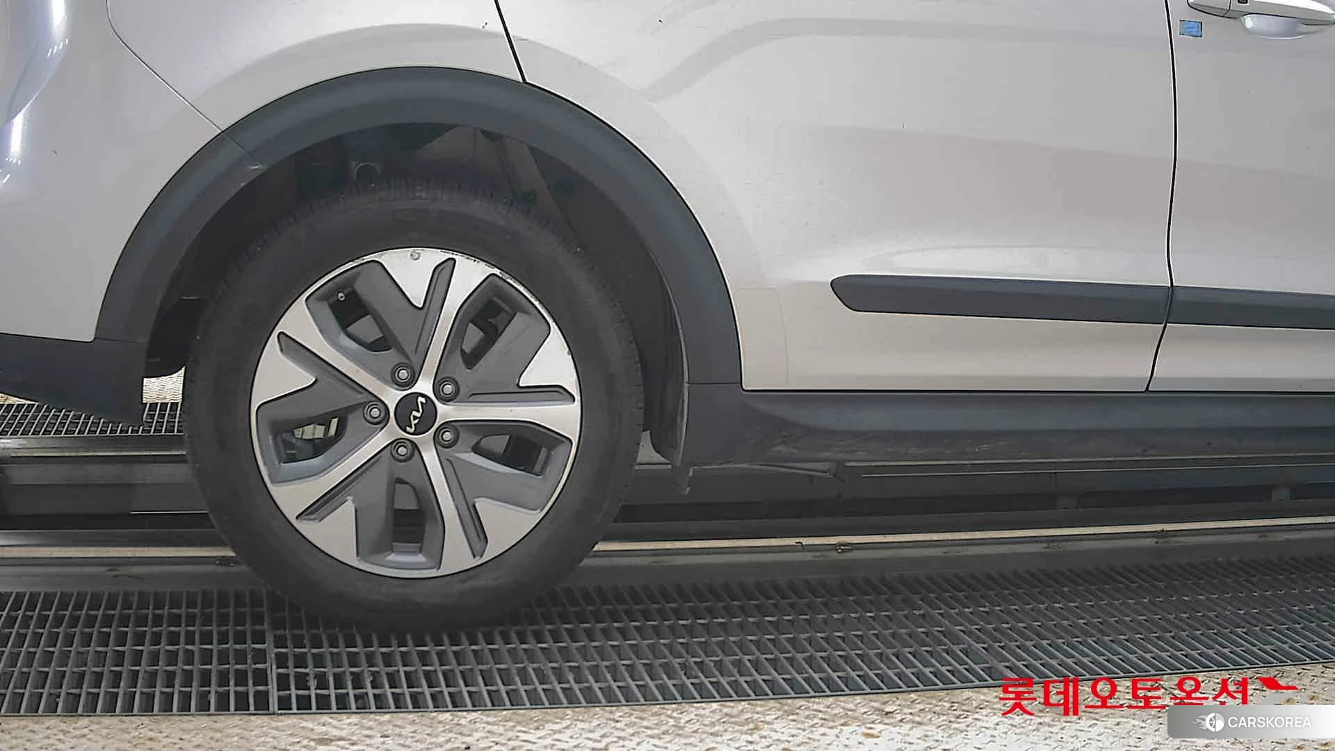 Kia Niro Plus id 4674164 из Кореи 16