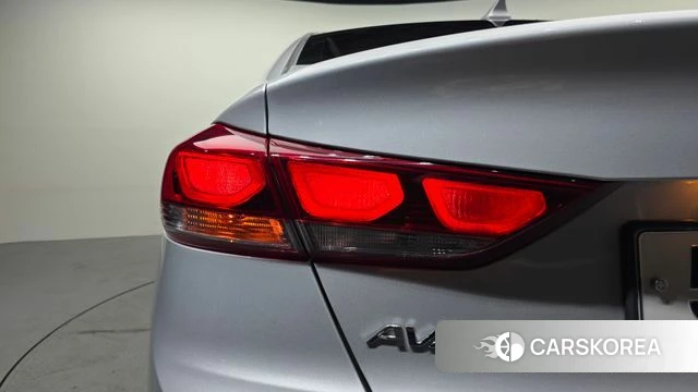 Hyundai Avante AD id 4568760 из Кореи 16