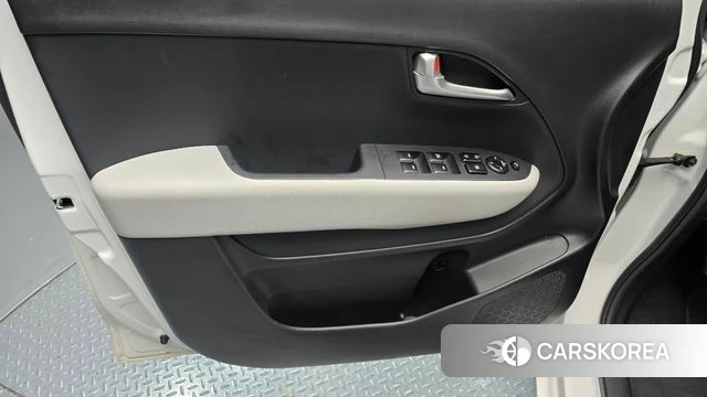 Kia The New Kia Ray id 4608586 из Кореи 16