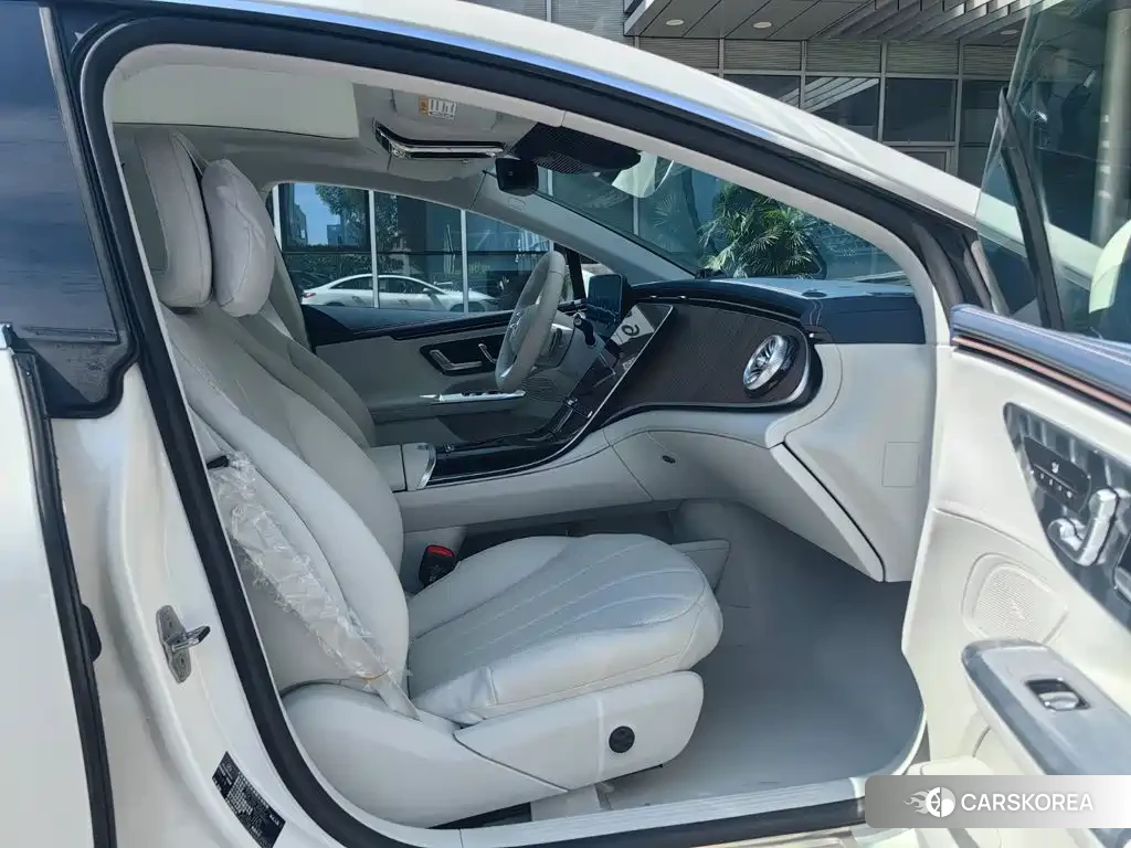 Mercedes-Benz EQE id 4680587 из Китая 16