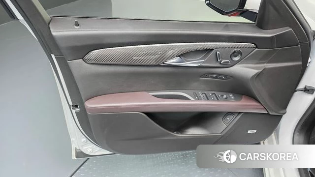 Cadillac CT6 id 4581492 из Кореи 16