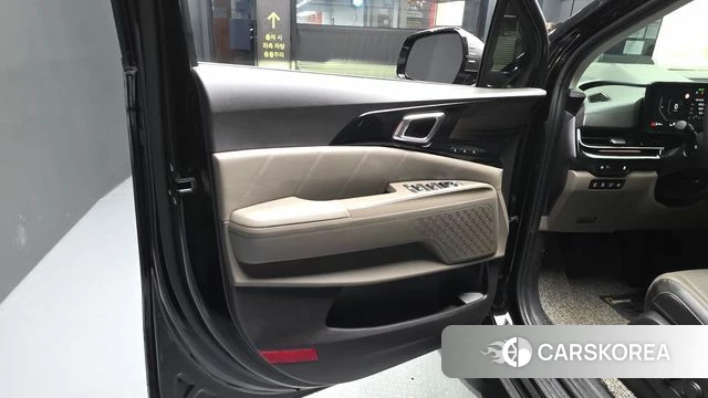 Kia The New Carnival 4th Generation id 4480135 из Кореи 16
