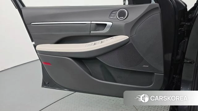 Hyundai Sonata (DN8) id 4636950 из Кореи 16