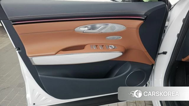 Genesis GV70 id 4565941 из Кореи 16