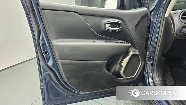Jeep Renegade id 4533695 из Кореи 16