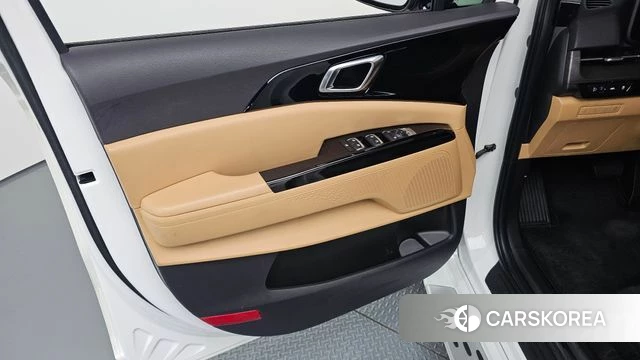 Kia Carnival 4th generation id 4303488 из Кореи 16