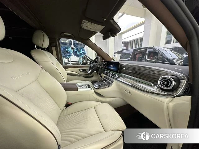 Mercedes-Benz V-class id 4265095 из Китая 16
