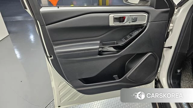 Ford Explorer 6th Generation id 4338090 из Кореи 16