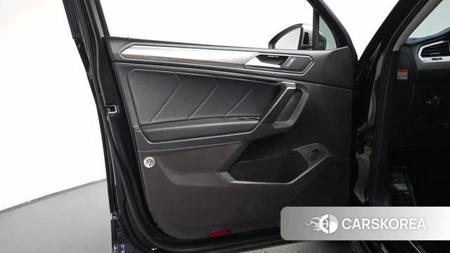 Volkswagen Tiguan Allspace id 4579217 из Кореи 16