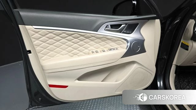 Genesis G70 id 4363606 из Кореи 16