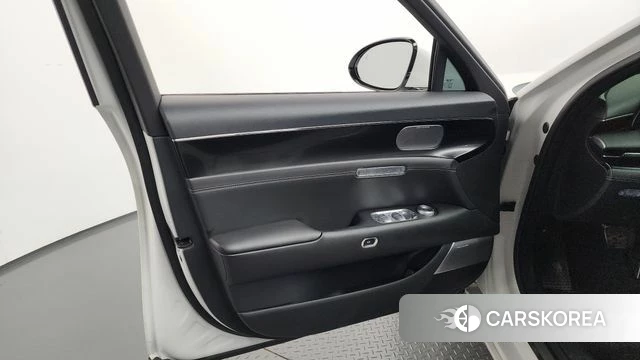 Genesis G90 (RS4) id 4433889 из Кореи 16