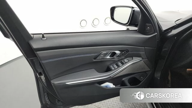 BMW 3 Series (G20) id 4573287 из Кореи 16