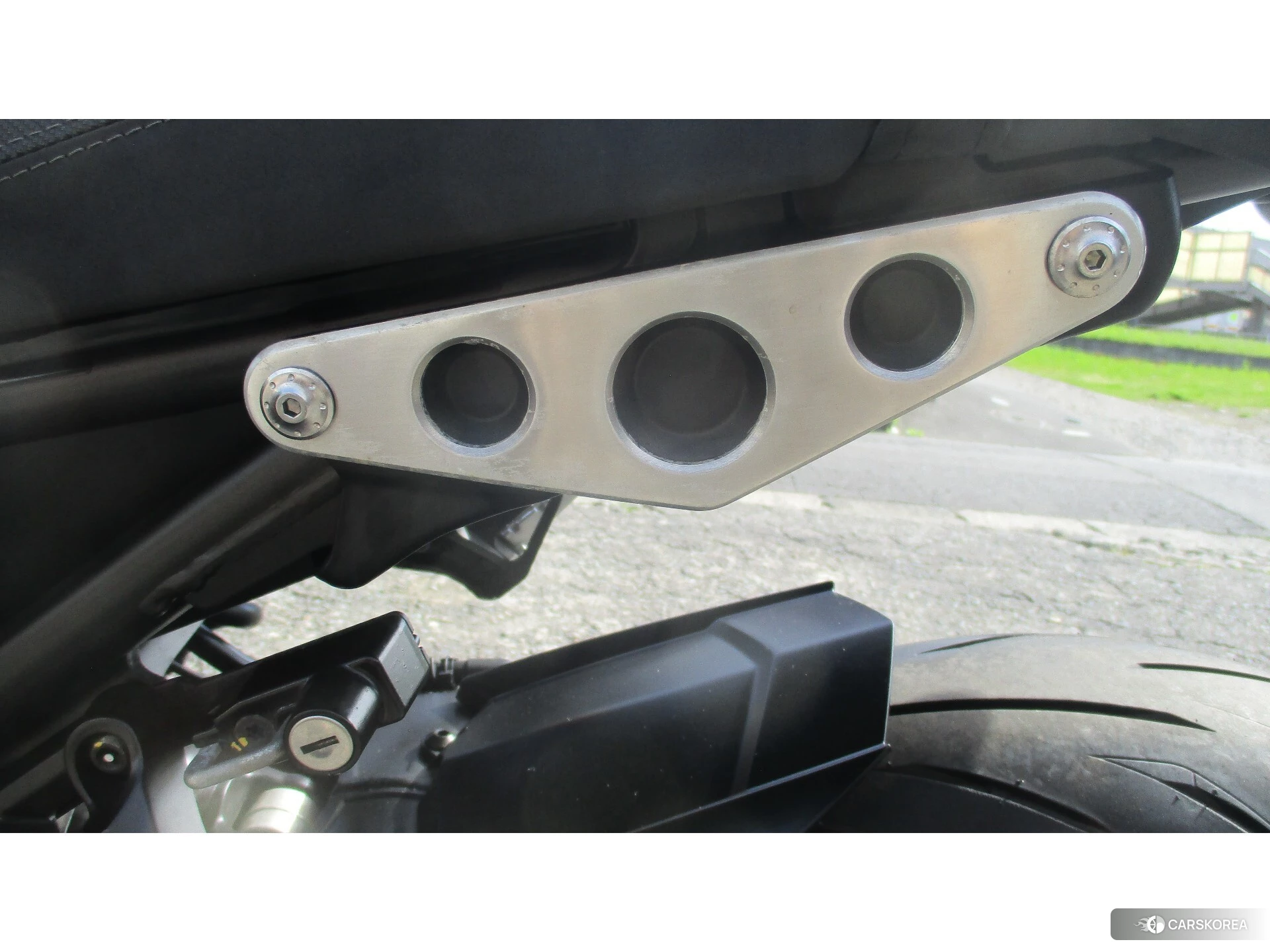 Проданный Yamaha XSR900 id 4191760 из Японии, фото 16
