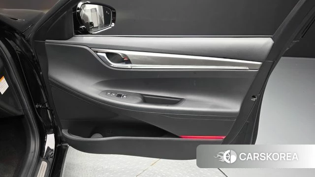 Hyundai The New Grandeur IG Hybrid id 4735947 из Кореи 16