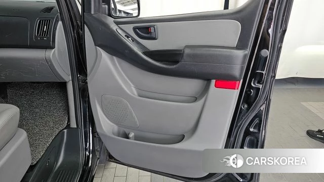 Hyundai The New Grand Starex id 4850056 из Кореи 16