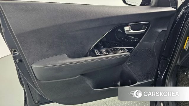 Kia Niro id 4246196 из Кореи 16
