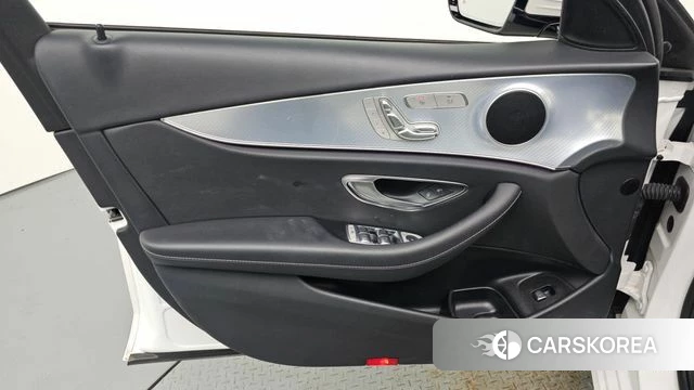 Mercedes-Benz E-Class W213 id 4294416 из Кореи 16