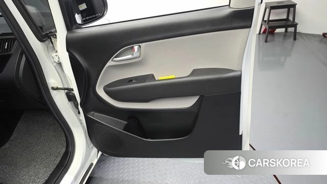 Kia The New Kia Ray id 4566376 из Кореи 16