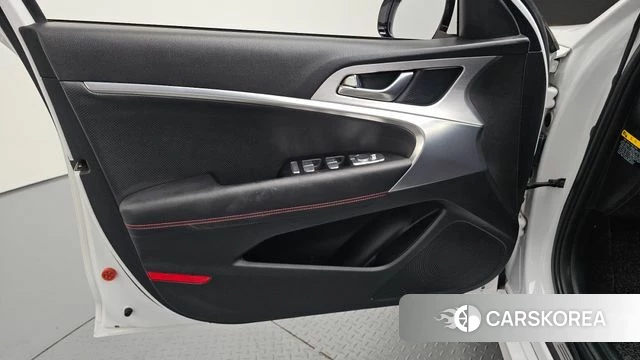 Genesis G70 id 4907171 из Кореи 16
