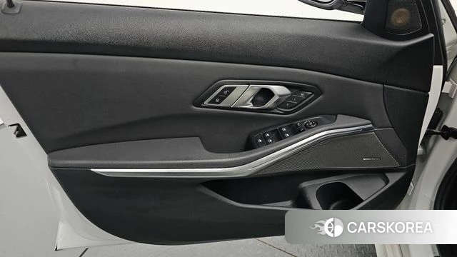 BMW 3 Series (G20) id 4684078 из Кореи 16