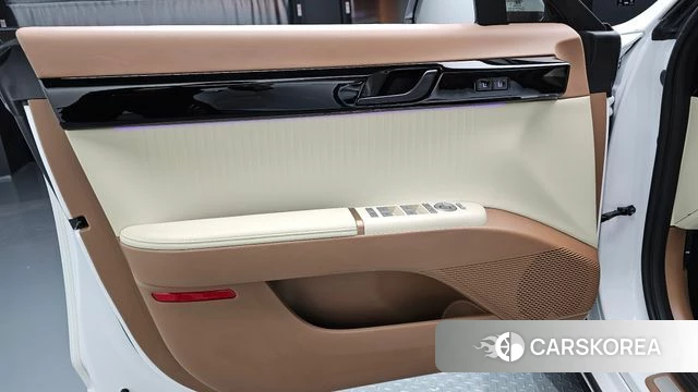 Hyundai Grandeur Hybrid (GN7) id 4422063 из Кореи 16